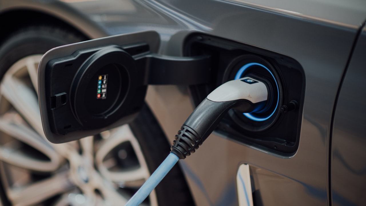 Charging an electric vehicle in Kigali